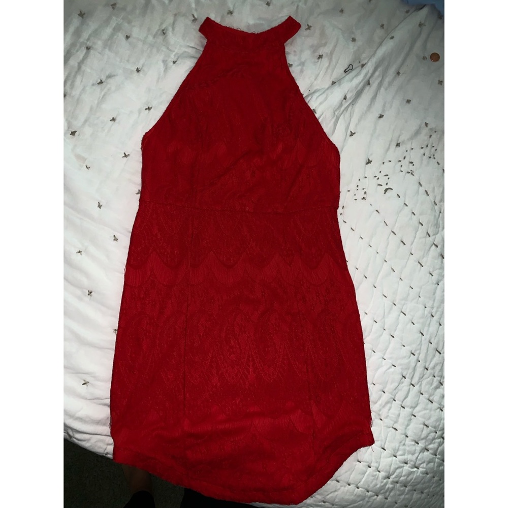 Mura Red Dress